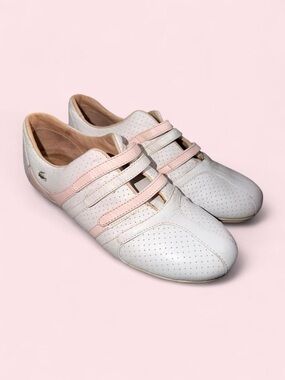 Vintage Lacoste Women’s White Sneakers with Light Pink Straps